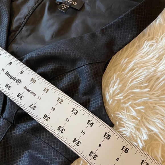 Bebe Black V Neck Sleeveless Zip Up Bubble Hem Mini Dress Size 4 #1624 - Picture 11 of 13